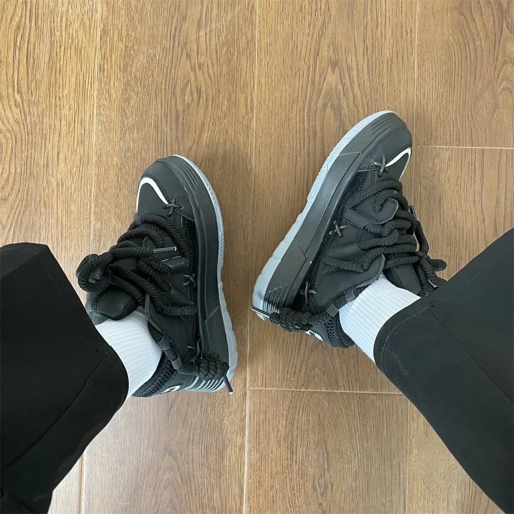 Nuove scarpe sportive da donna - Badminton Shoes recensione e prezzo
